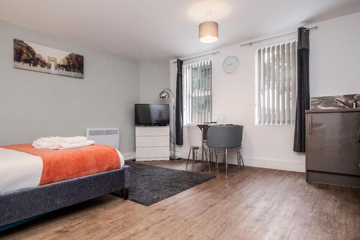 Sav Apartments Regent Leicester Room photo