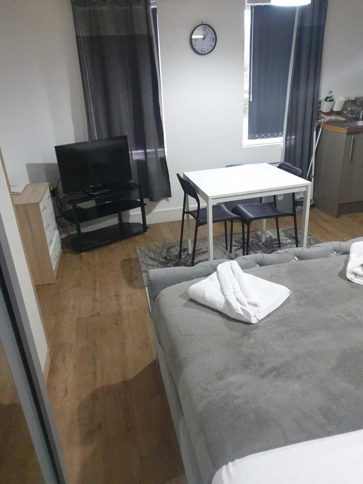 Sav Apartments Regent Leicester Room photo